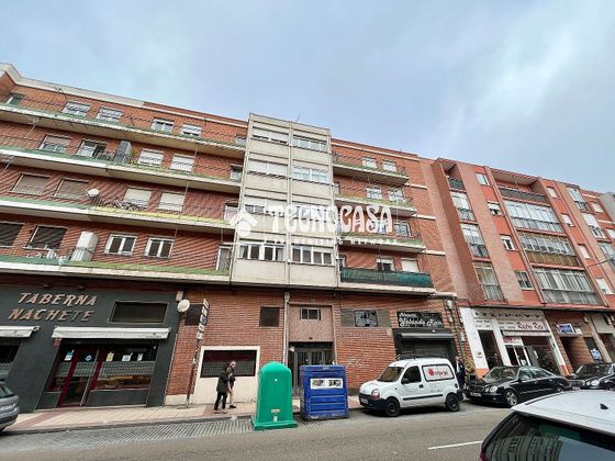 Foto 1 de Pis en venda a calle De la Esperanza de 4 habitacions amb terrassa i balcó
