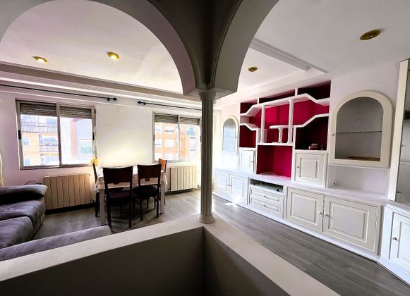 Foto 2 de Piso en venta en Barrio Torrero de 2 habitaciones con balcón y aire acondicionado