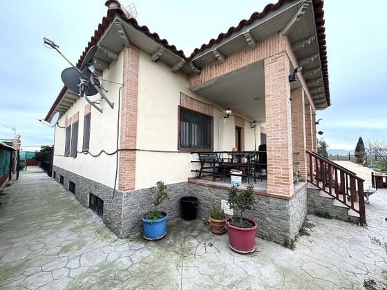 Foto 1 de Casa rural en venda a Fuentelahiguera de Albatages de 3 habitacions amb terrassa i jardí