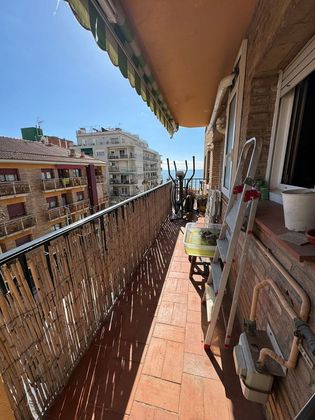 Foto 1 de Venta de piso en Masnou de 3 habitaciones con balcón y aire acondicionado
