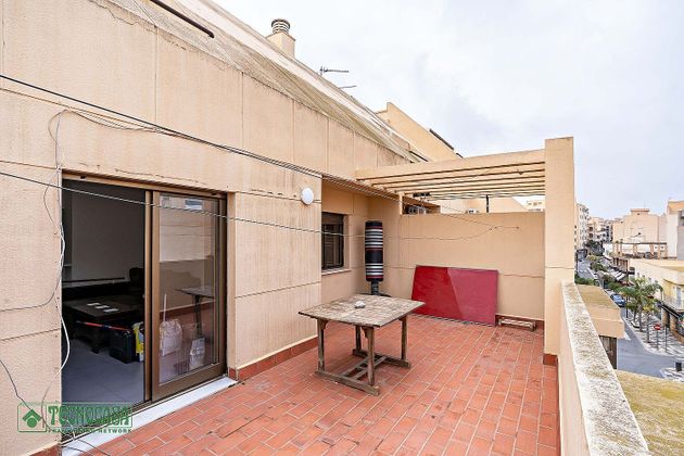 Foto 2 de Ático en venta en Ejido Centro de 2 habitaciones con terraza y aire acondicionado