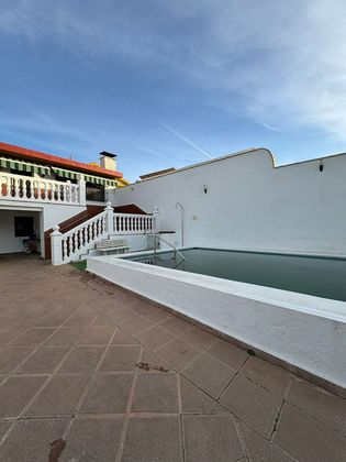 Foto 1 de Xalet en venda a Oromana de 4 habitacions amb terrassa i piscina