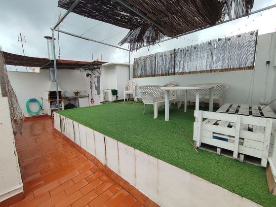 Foto 1 de Venta de casa adosada en Crevillet - Pinar Alto de 4 habitaciones con terraza