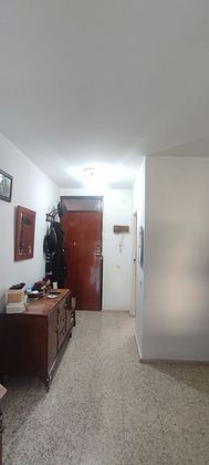 Foto 2 de Piso en venta en La Paz de 3 habitaciones con terraza y aire acondicionado