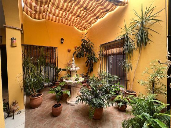 Foto 1 de Pis en venda a Carmona de 2 habitacions amb terrassa i balcó