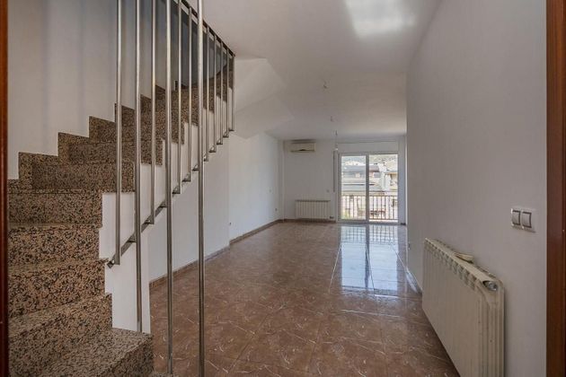 Foto 2 de Dúplex en venta en Sant Vicenç de Castellet de 3 habitaciones con terraza y garaje