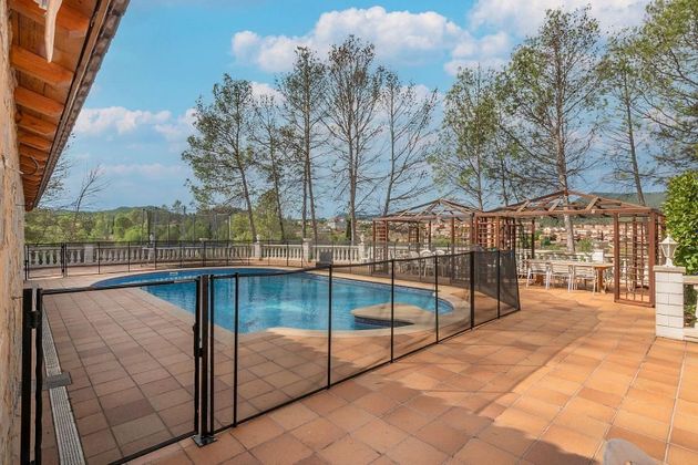 Foto 2 de Xalet en venda a Sant Salvador de Guardiola de 8 habitacions amb terrassa i piscina