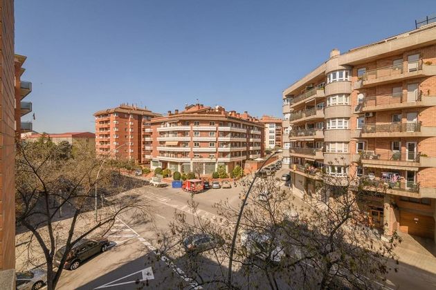 Foto 1 de Venta de piso en Ctra. Santpedor - Bases de Manresa de 3 habitaciones con terraza y balcón