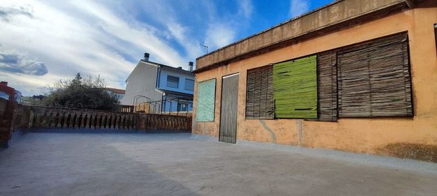 Foto 2 de Casa en venda a Navàs de 8 habitacions amb terrassa i garatge