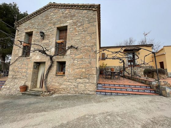 Foto 2 de Casa rural en venda a Fonollosa de 4 habitacions amb piscina i garatge