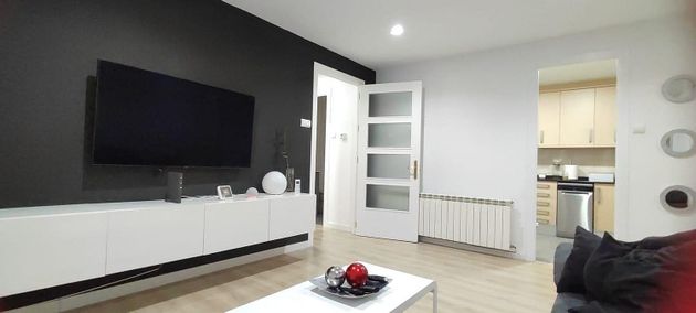 Foto 2 de Casa en venda a Mion - Puigberenguer de 6 habitacions amb garatge i balcó