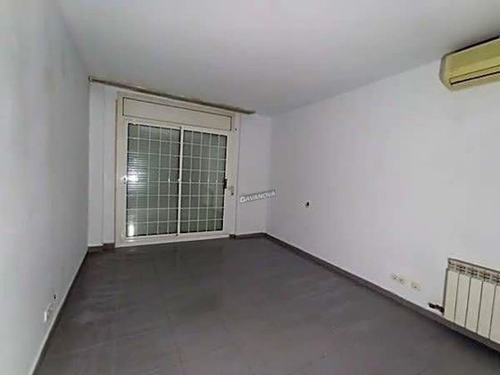Foto 1 de Piso en venta en Centre - Colomeres - Rambles de 3 habitaciones con terraza y balcón