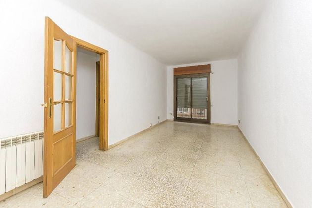 Foto 1 de Pis en venda a Centre - Sant Boi de Llobregat de 3 habitacions amb balcó i calefacció