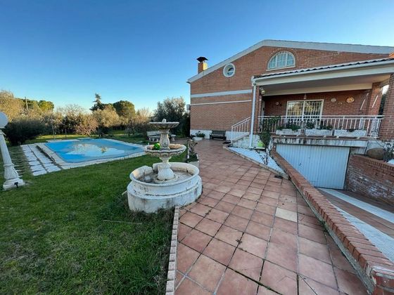 Foto 1 de Xalet en venda a Illescas de 5 habitacions amb terrassa i piscina