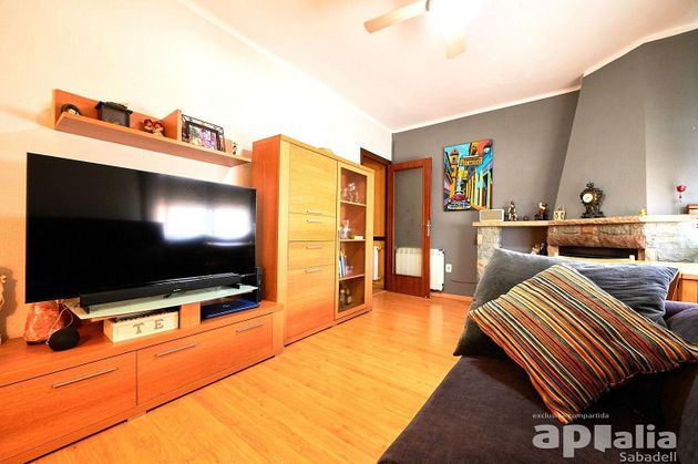 Foto 2 de Pis en venda a Sentmenat de 3 habitacions amb terrassa i aire acondicionat