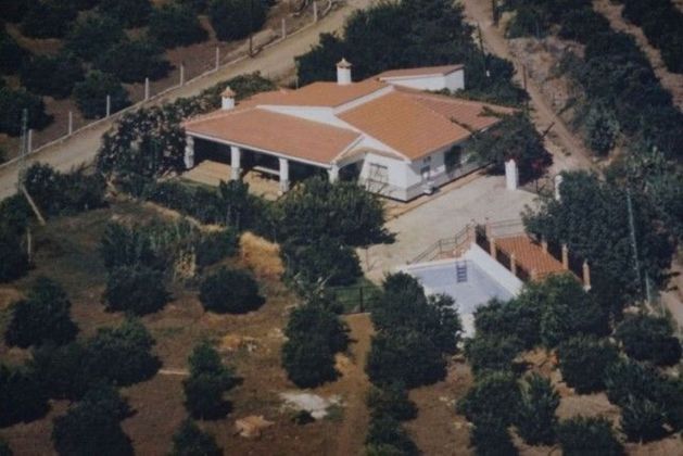 Foto 2 de Casa rural en venda a calle Zamorrilla de 4 habitacions amb terrassa i piscina