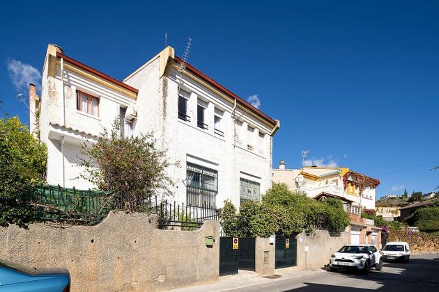 Foto 1 de Venta de casa en Cenes de la Vega de 3 habitaciones con terraza y garaje