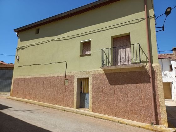 Foto 2 de Casa en venda a Torralba de los Sisones de 4 habitacions amb terrassa