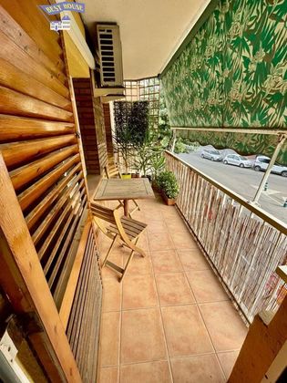 Foto 2 de Pis en venda a Centre - Rubí de 3 habitacions amb balcó i aire acondicionat