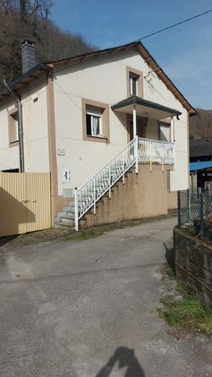 Foto 1 de Xalet en venda a Cangas del Narcea de 4 habitacions amb terrassa i garatge