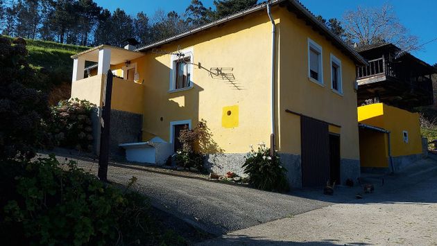 Foto 1 de Xalet en venda a calle Paredes de 3 habitacions amb terrassa i garatge