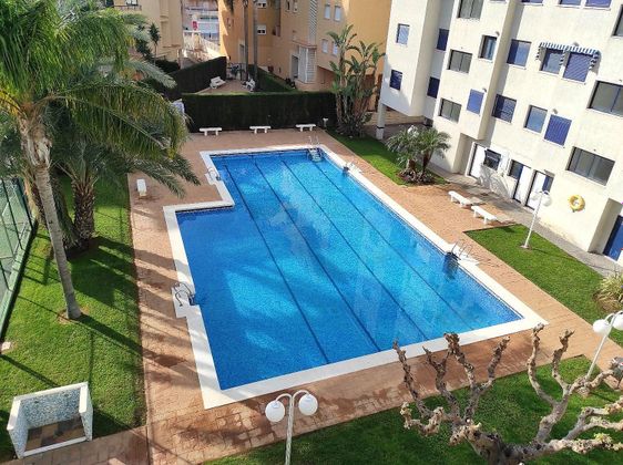 Foto 1 de Pis en lloguer a avenida Del País Valencià de 2 habitacions amb terrassa i piscina