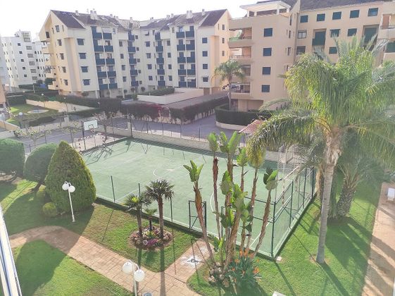 Foto 2 de Piso en alquiler en avenida Del País Valencià de 2 habitaciones con terraza y piscina