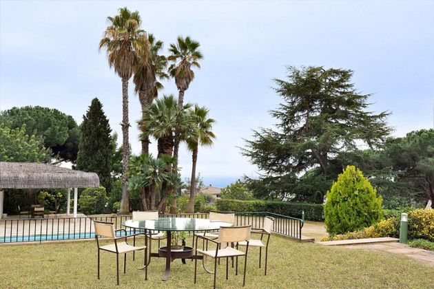 Foto 1 de Xalet en venda a Sant Andreu de Llavaneres de 7 habitacions amb terrassa i piscina