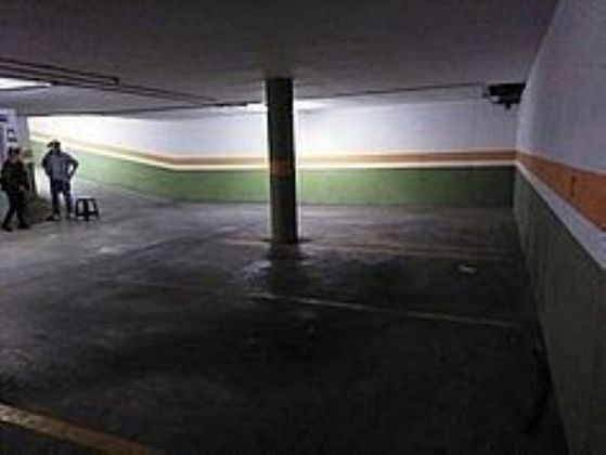 Foto 1 de Garaje en alquiler en Riba-roja de Túria de 12 m²