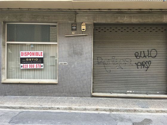 Foto 1 de Alquiler de local en calle Del Riu Freser de 85 m²