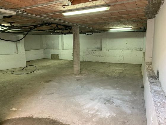 Foto 2 de Alquiler de garaje en calle Gibraltar de 100 m²