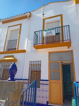 Foto 1 de Venta de casa adosada en Cortes de la Frontera de 4 habitaciones con terraza y balcón