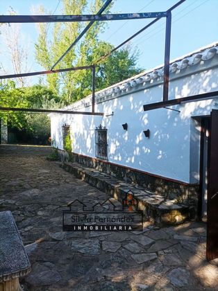 Foto 2 de Casa rural en venta en calle Fuera de 3 habitaciones con terraza y piscina
