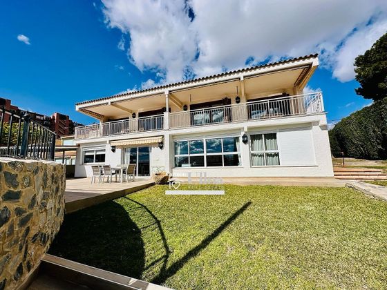 Foto 2 de Chalet en venta en Cabo de las Huertas de 7 habitaciones con terraza y piscina