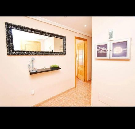 Foto 1 de Pis en venda a Plaza de la Luz de 3 habitacions amb garatge i aire acondicionat