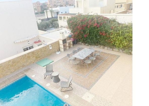 Foto 2 de Chalet en venta en Almerimar - Balerma - San Agustín - Costa de Ejido de 5 habitaciones con terraza y piscina