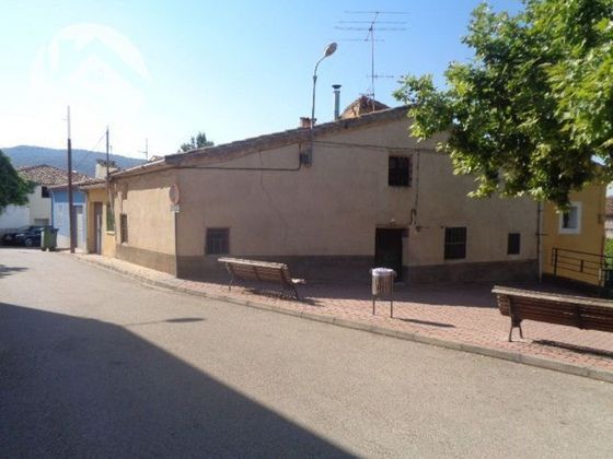 Foto 2 de Venta de casa en Villalba de la Sierra de 4 habitaciones y 107 m²