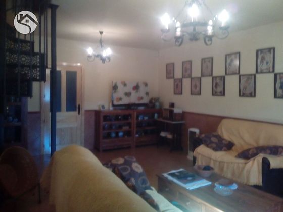 Foto 1 de Casa en venda a Reyes Católicos - Paseo San Antonio de 5 habitacions amb piscina i garatge