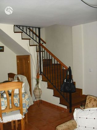Foto 2 de Casa en venda a Cañamares de 5 habitacions amb terrassa i balcó