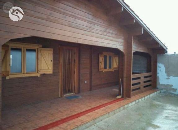 Foto 1 de Casa en venta en Almodóvar del Pinar de 3 habitaciones con balcón y aire acondicionado