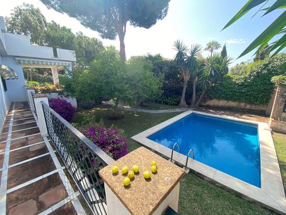 Foto 1 de Xalet en venda a Nagüeles Alto de 5 habitacions amb terrassa i piscina