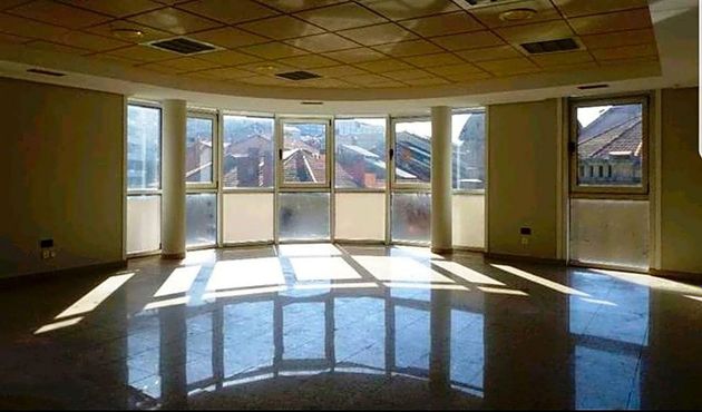 Foto 1 de Alquiler de oficina en Centro - Ourense con aire acondicionado y calefacción