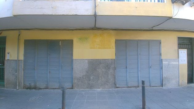 Foto 1 de Local en venta en plaza De Pavía con garaje