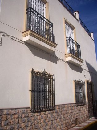 Foto 1 de Casa en venta en Adra de 5 habitaciones con terraza
