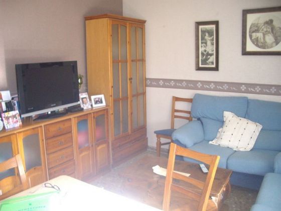 Foto 1 de Piso en venta en Adra de 3 habitaciones con balcón