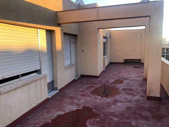 Foto 2 de Ático en venta en Adra de 4 habitaciones con terraza