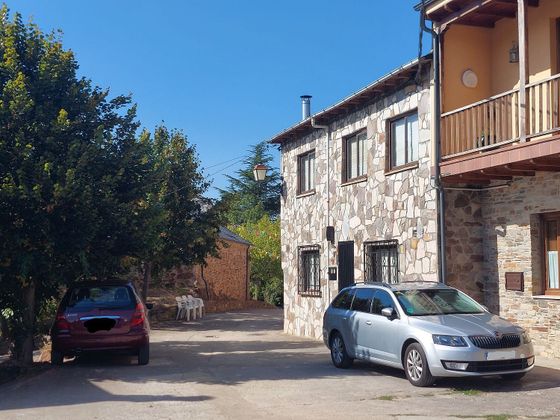 Foto 1 de Casa en venda a Molinaseca de 4 habitacions amb terrassa i piscina