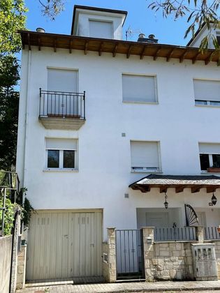 Foto 1 de Casa adossada en venda a Villafranca del Bierzo de 5 habitacions amb terrassa i garatge