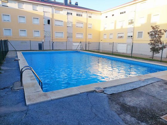 Foto 2 de Piso en venta en Camponaraya de 3 habitaciones con terraza y piscina