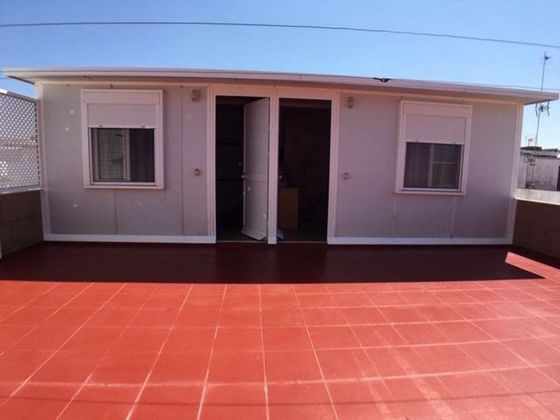 Foto 2 de Pis en venda a Centro - Norte de 3 habitacions amb terrassa